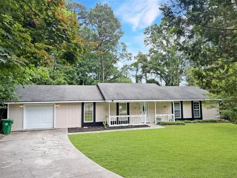 1026 Timbers Ct, Lithonia, GA 30058