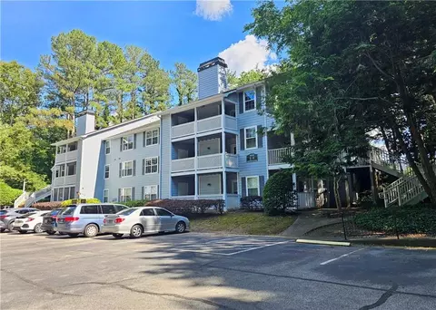 4040 Riverlook Pkwy #207, Marietta, GA 30067