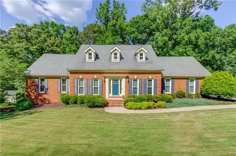 1205 Swan Mill Ct, Suwanee, GA 30024