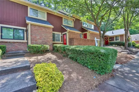 12 Country Place Ct, Alpharetta, GA 30005