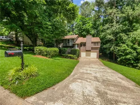 4094 Maxanne Dr NW, Kennesaw, GA 30144