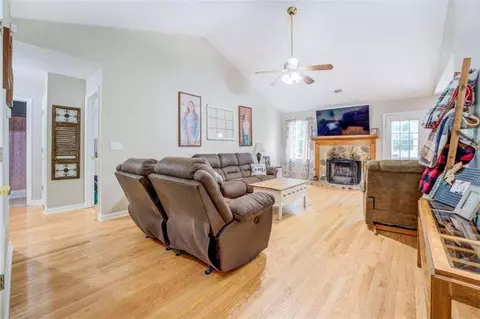125 Chimney Ct, Covington, GA 30014 photo 9