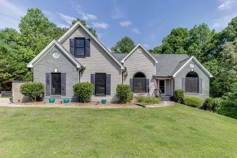 25 Davenport Rd, Braselton, GA 30517