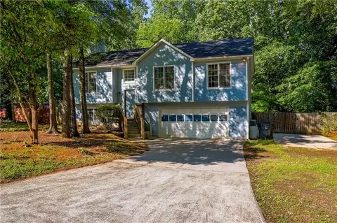 554 Mephisto Cir, Lawrenceville, GA 30046