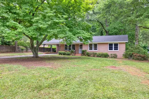 414 Grogan St, Lavonia, GA 30553