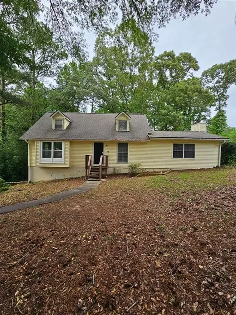 1393 Elsmere Ln, Riverdale, GA 30296