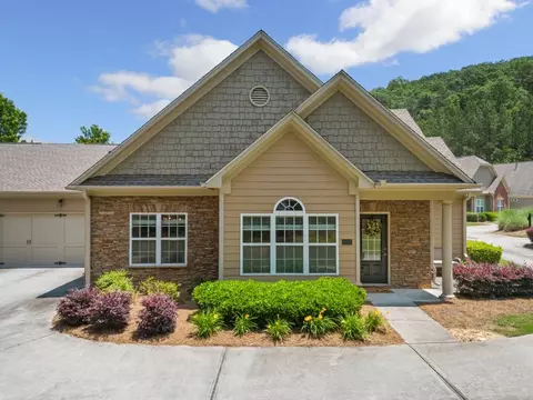 242 Glens Loop, Woodstock, GA 30188