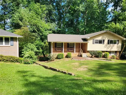 2674 Bryant Dr, Atlanta, GA 30344