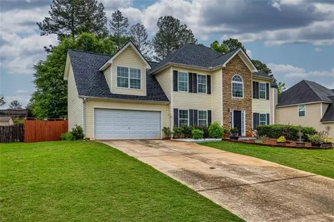 1005 Bluecoat Cir, Hampton, GA 30228 photo 3
