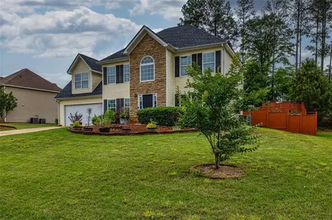 1005 Bluecoat Cir, Hampton, GA 30228 photo 4