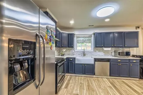 1005 Bluecoat Cir, Hampton, GA 30228 photo 15