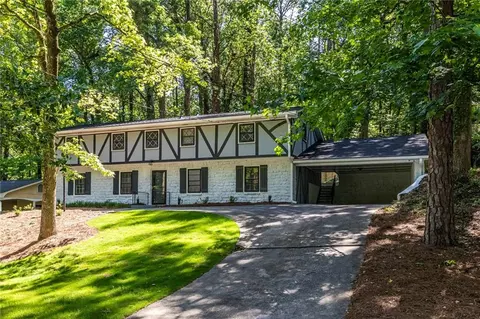 2790 Kingston Ter, East Point, GA 30344