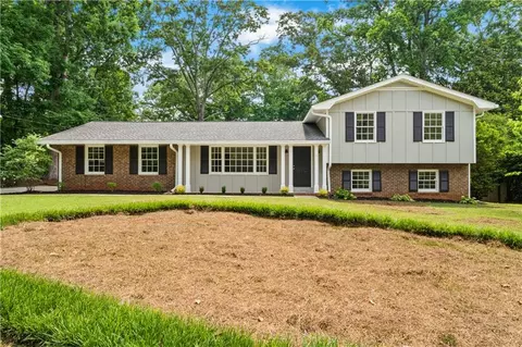3305 Doyle Ln SW, Marietta, GA 30060