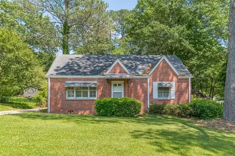 1118 Walker Dr, Decatur, GA 30030