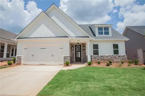 409 Maple View Dr, Carrollton, GA 30117