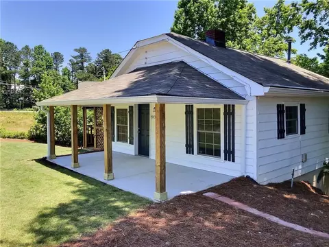 5973 Suwanee Dam Rd, Sugar Hill, GA 30518