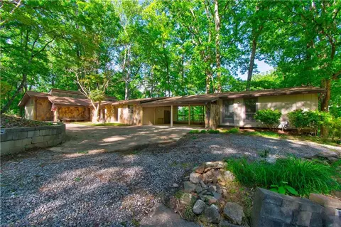 6560 Indian Knoll Rd # A, Cumming, GA 30041