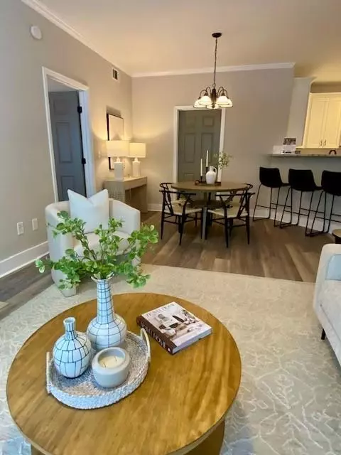 3001 Woodland Ln, Alpharetta, GA 30009
