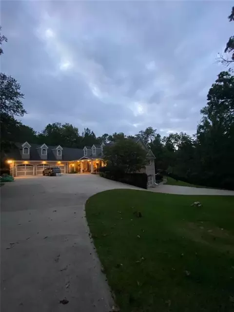 6780 Grayland Dr, Douglasville, GA 30135