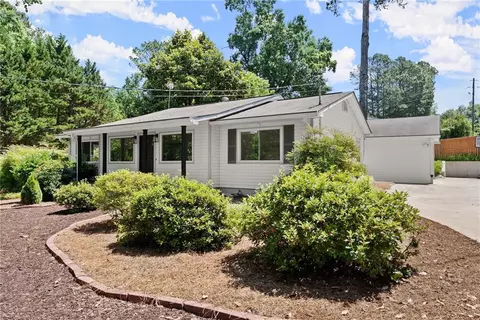 6465 Pine Ridge Cir, Cumming, GA 30041