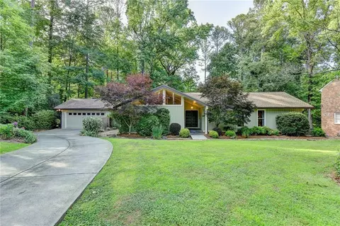 180 Mark Trl, Atlanta, GA 30328