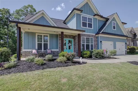 32 Lakewood Ct SE, Cartersville, GA 30120