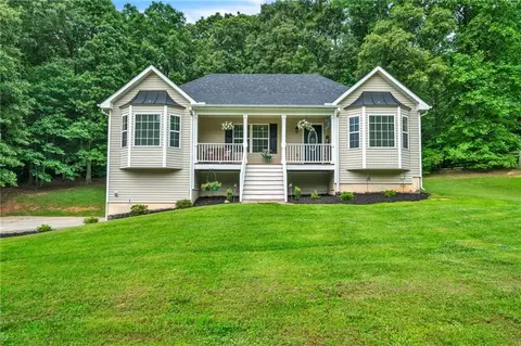 50 Thomason Farm Dr, Talking Rock, GA 30175