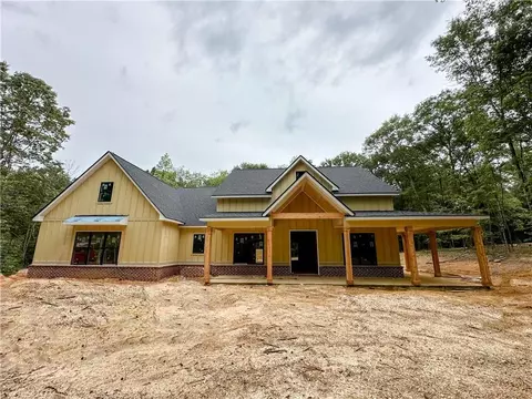 16 Stratford Way, Kingston, GA 30145