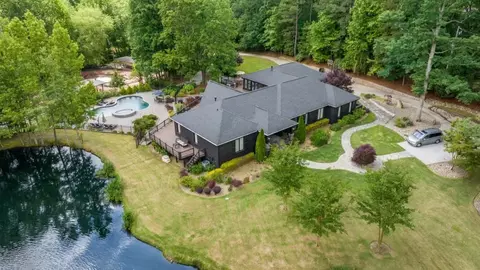 2000 Old Fountain Rd, Lawrenceville, GA 30043