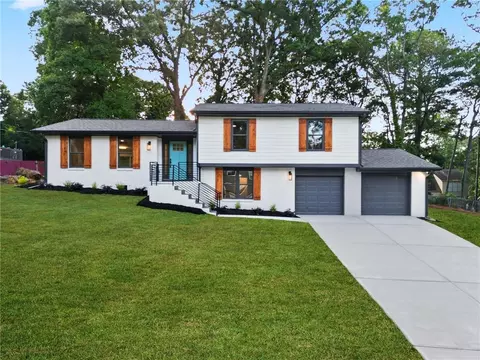 470 Burgundy Ct, Stone Mountain, GA 30087