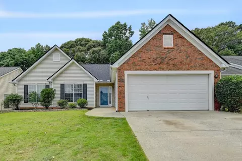 2260 Laurel Pointe Ln, Lawrenceville, GA 30043