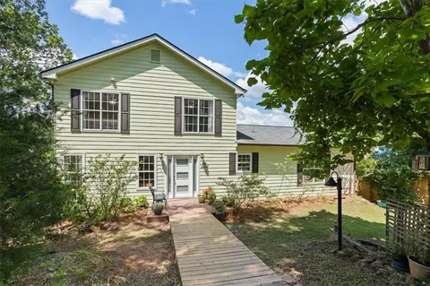 270 S River Dr, Jackson, GA 30233