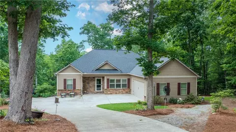 211 Old White Oak Trl, Dawsonville, GA 30534