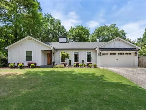 445 Bridges Creek Trl, Sandy Springs, GA 30328