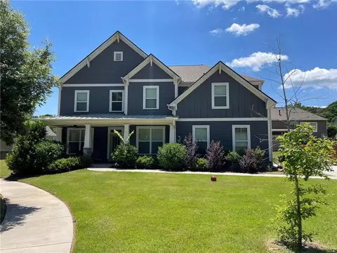 1724 Rochester St, Lithia Springs, GA 30122