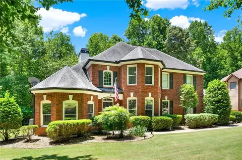 2110 Southers Cir, Suwanee, GA 30024