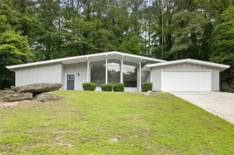 3285 Huntwood Dr, Decatur, GA 30034