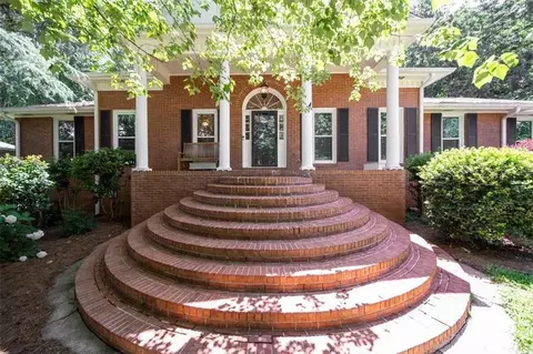 440 Saddle Creek Cir, Roswell, GA 30076