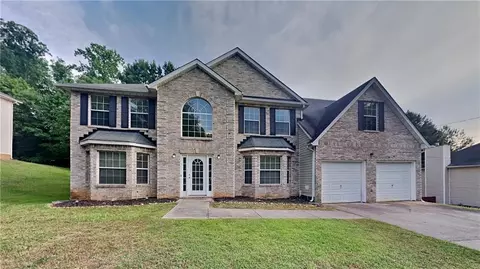 2006 Boulder Gate Dr, Ellenwood, GA 30294