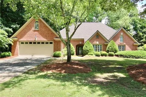 3445 Parsons Run, Suwanee, GA 30024
