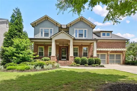 3710 Kentwood Ct, Suwanee, GA 30024
