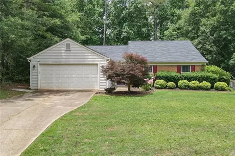 1066 Plantation Blvd SE, Conyers, GA 30094