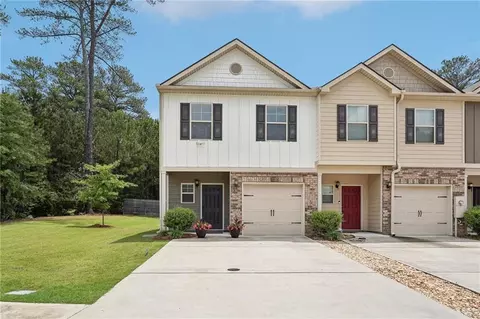 6000 Oak Bend Ct, Riverdale, GA 30296