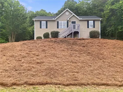 349 Jacob Trl, Rockmart, GA 30153