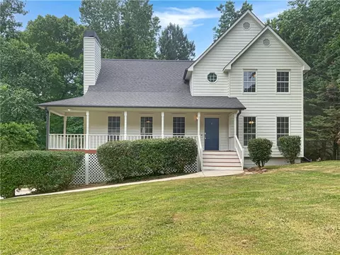 136 Poole Bridge Dr, Hiram, GA 30141