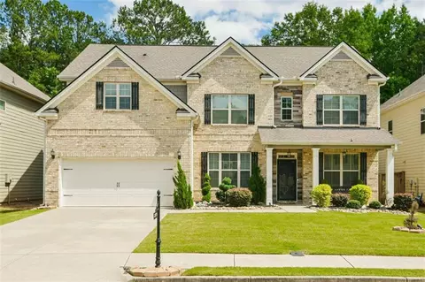 200 Fanleaf Dr, Fairburn, GA 30213