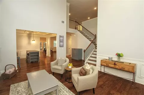 660 Eldridge Dr, Suwanee, GA 30024 photo 6