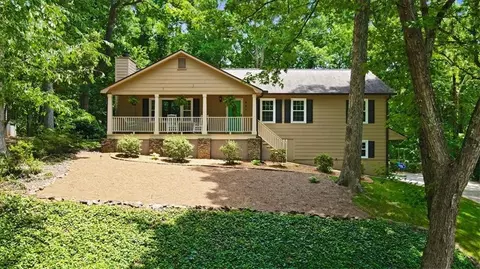 631 Hickory Stick Ln SW, Marietta, GA 30064