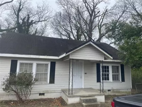 4250 Ayers Rd, Macon, GA 31210