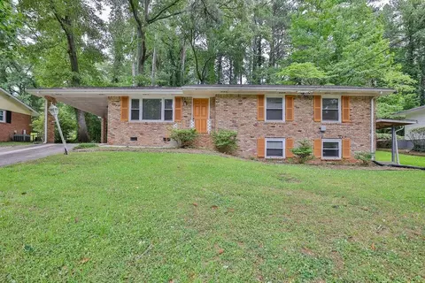 449 Kenridge Cir, Stone Mountain, GA 30083